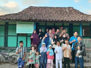 Sedekah Ringan Berbagi Makanan